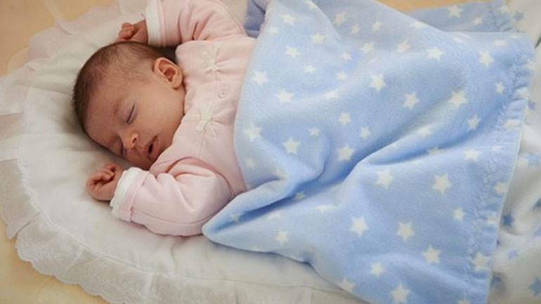 Tο απαραίτητο στρωματάκι που γίνεται η φωλίτσα για το νεογέννητο μωρό σας